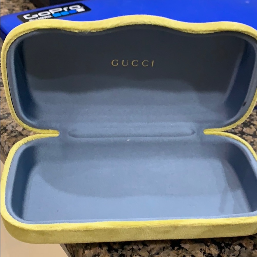 Gucci glasses - Picture 2 of 4